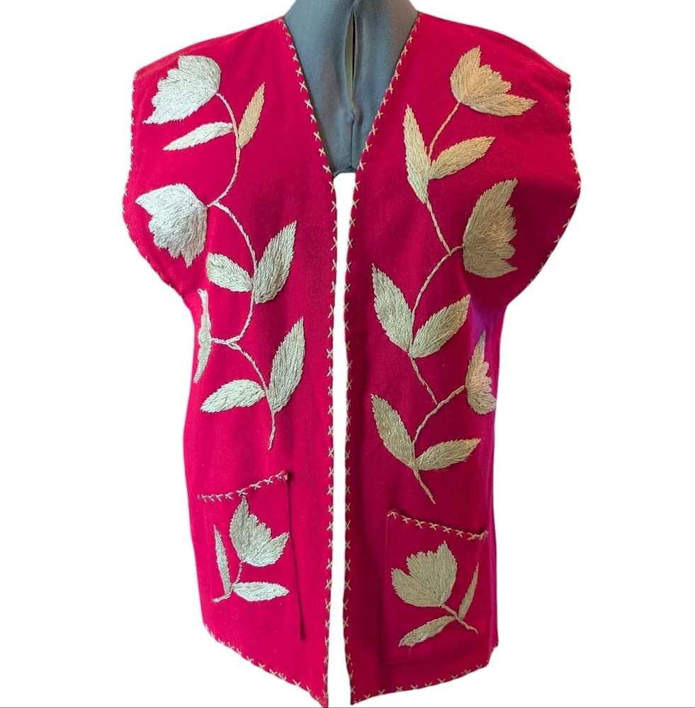 Vintage 1940s 50s Red‎ Tourist Mexican Vest Hand Embroidered Souvenir Floral